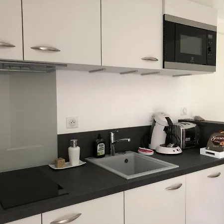 Couette-café Maison Blanche 4*