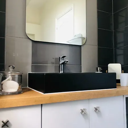 Maison Blanche Couette-café 4*