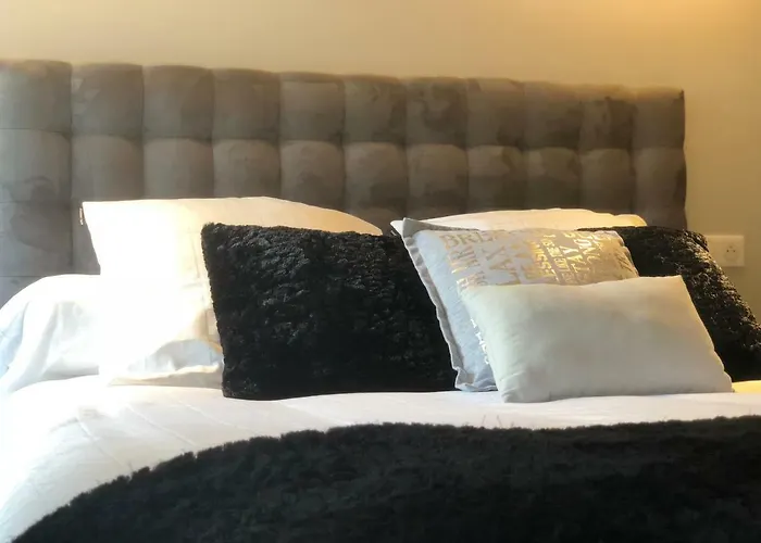 Maison Blanche 4* 保拉扎克